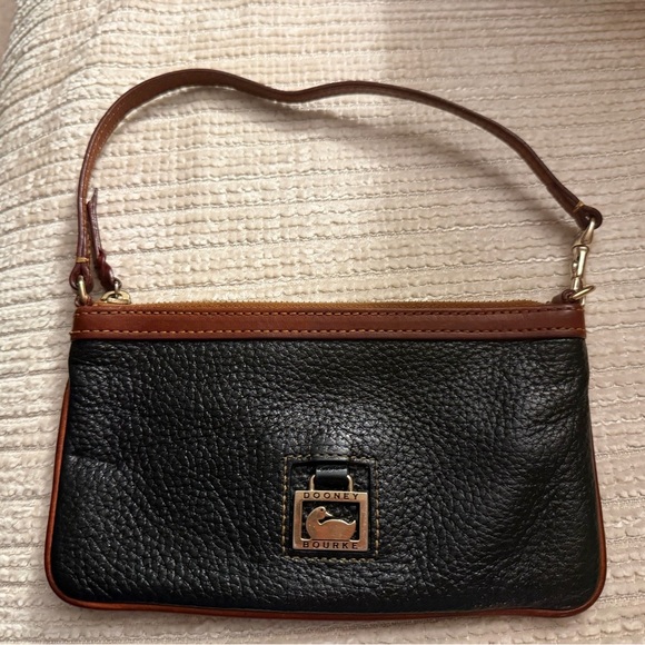 Dooney & Bourke Handbags - Dooney & Bourke Black and Brown Pebbled Leather Bag 8x4.5
